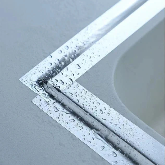 Banda din folie de aluminiu,autoadeziva, impermeabila, pentru etansare la  bucatarie sau baie, 5cm x 10M